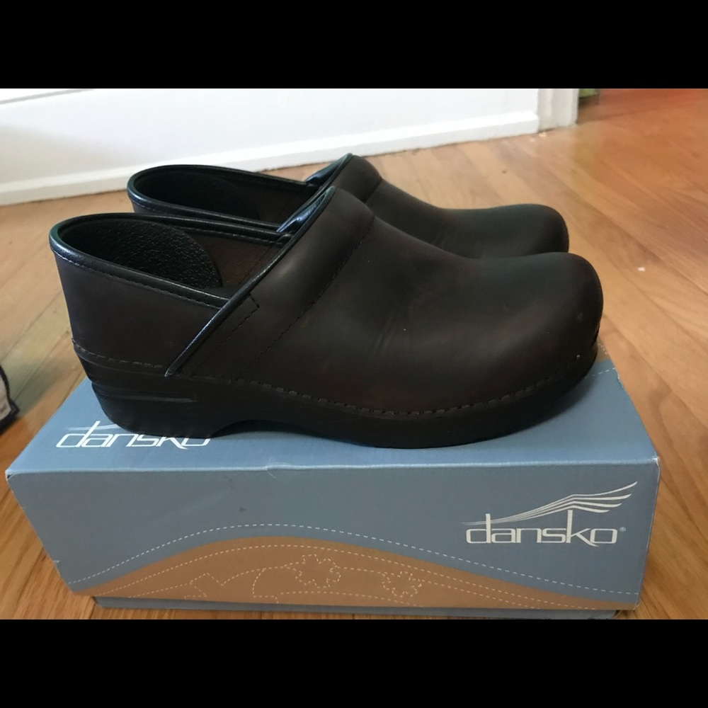 Antique Brown Danskos (wide)